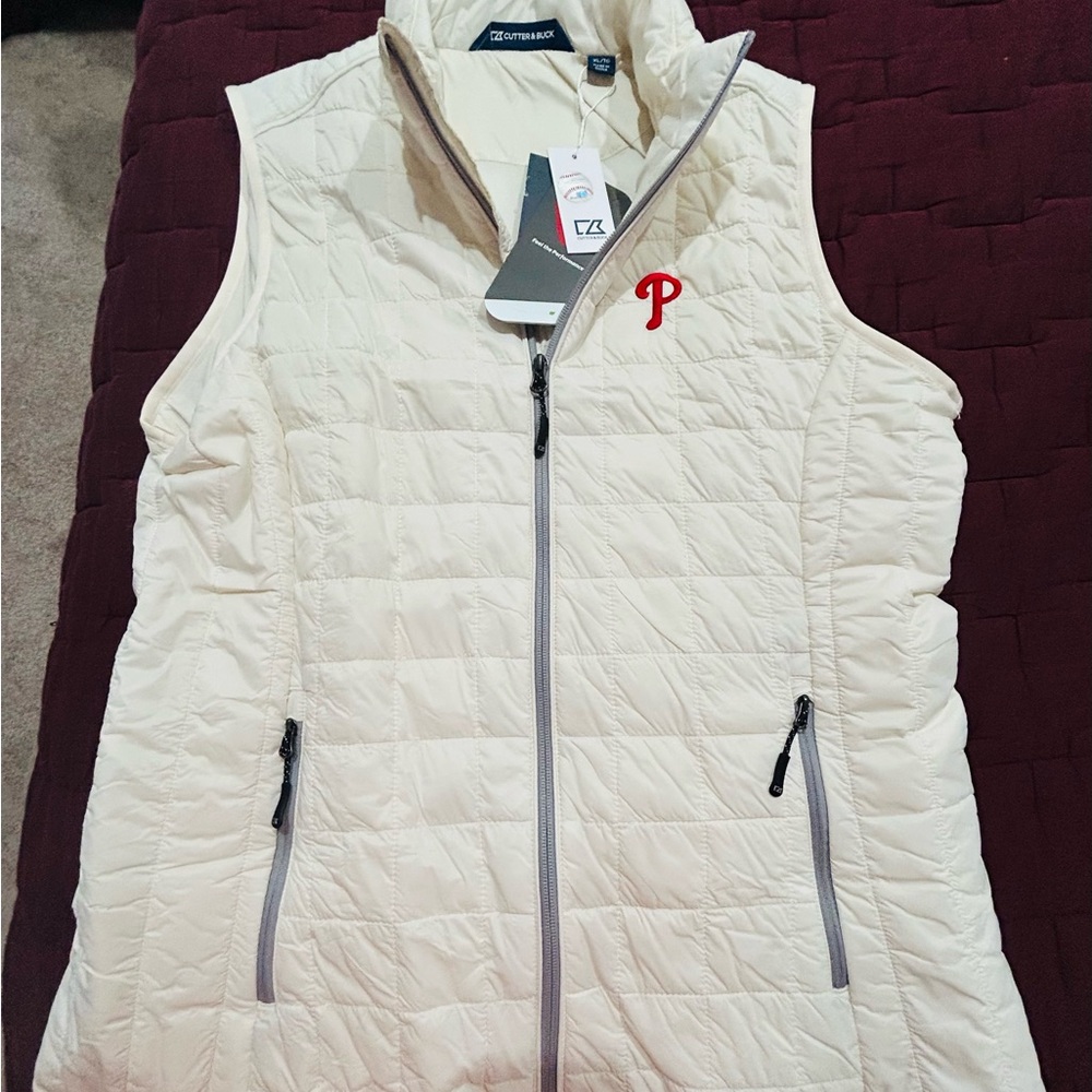 Philadelphia Phillies Cutter & Buck Women's Rainier PrimaLoft Eco Puffer Vest